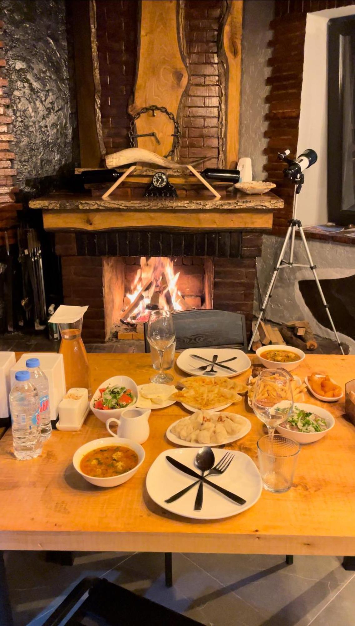 Hotel Hobbiton Near Vardzia Caves T'mogvi Dış mekan fotoğraf